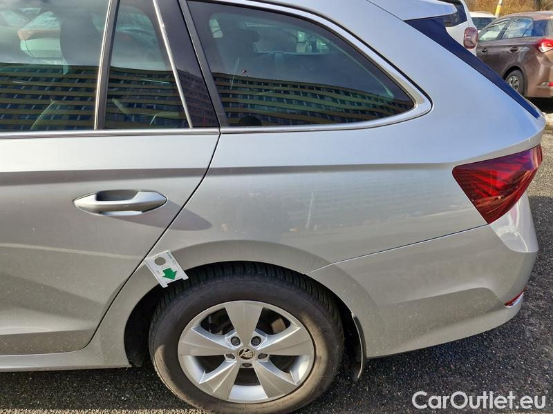  Skoda  Octavia  Combi (NX3)(2020) Oct.Combi 1.5TSI 110 Style #12