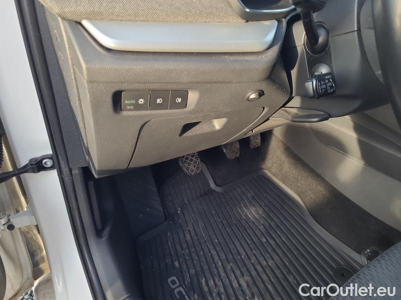  Skoda  Octavia  Combi (NX3)(2020) Oct.Combi 2.0TDI 110 Style #11