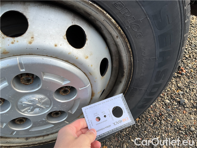  Peugeot  Boxer  F.2.2HDI 4350 L4H2 Act. #40