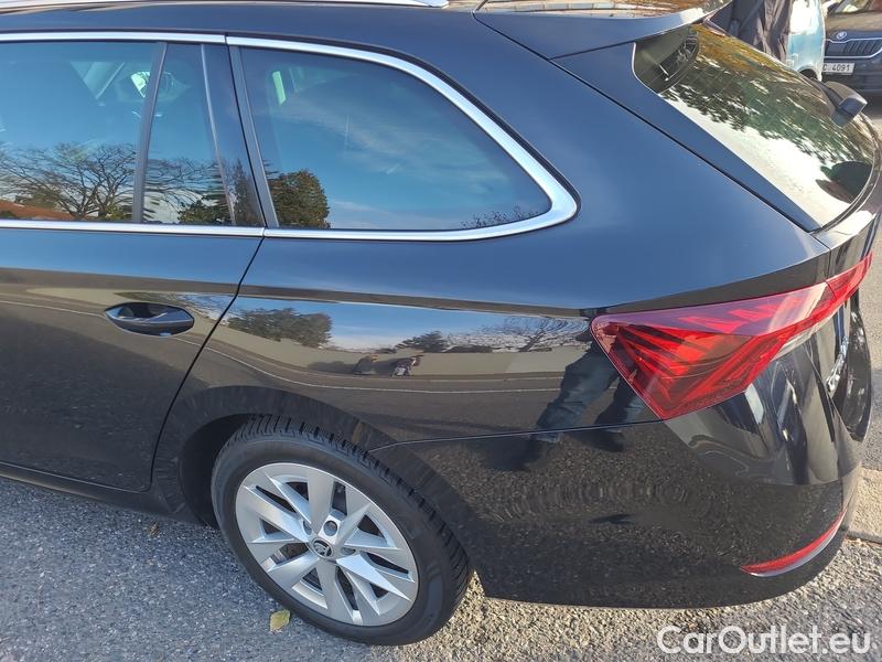  Skoda  Octavia  Combi (NX3)(2020) Oct.Com.1.5 e-TEC 110 Style AT #23