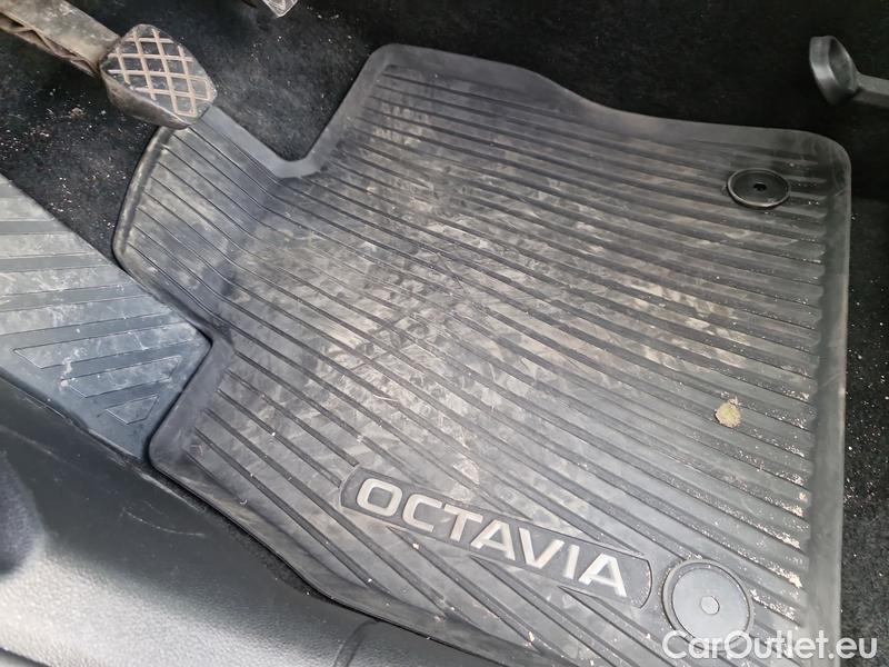  Skoda  Octavia  Combi (NX3)(2020) Oct.Combi 1.5TSI 110 Style #6