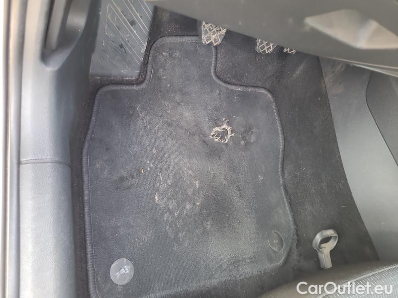  Skoda  Octavia  Combi (NX3)(2020) Oct.Combi 1.5TSI 110 Ambition #5