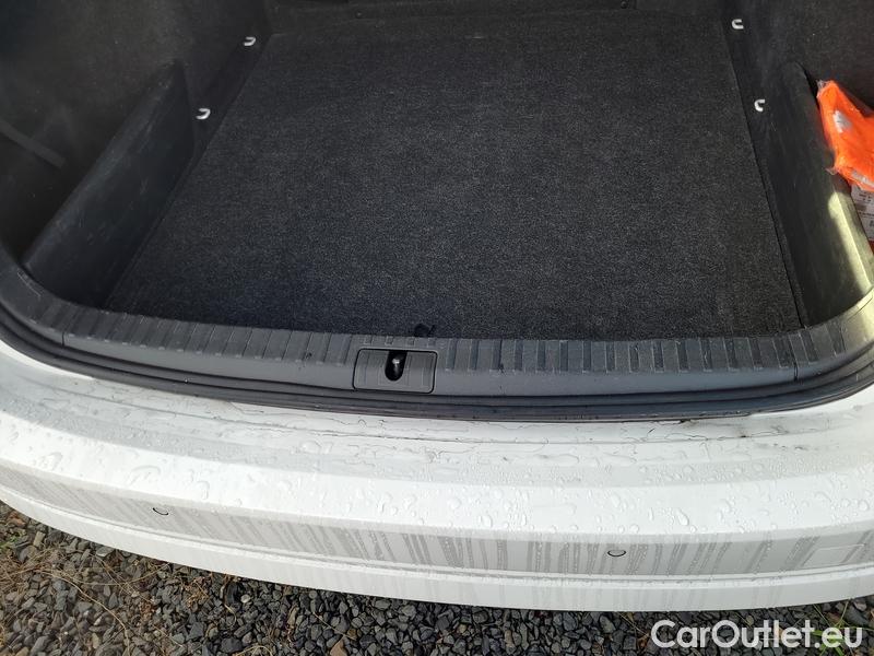  Skoda  Octavia  Combi (NX3)(2020) Oct.Combi 1.5TSI 110 Ambition #11