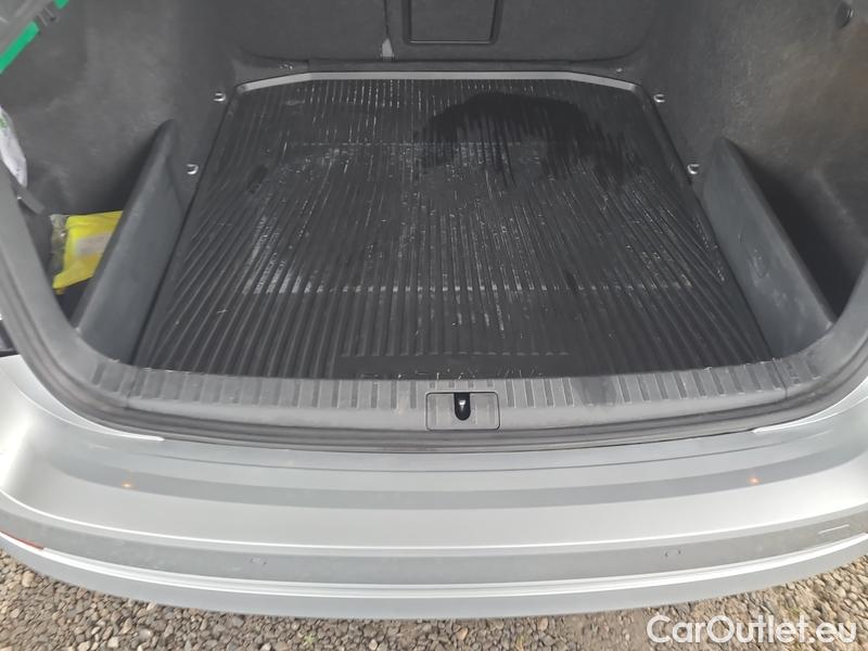  Skoda  Octavia  Combi (NX3)(2020) Oct.Combi 2.0TDI 85 Ambition #13