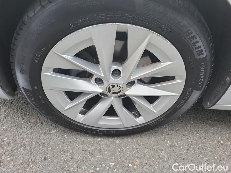  Skoda  Octavia  Combi (NX3)(2020) Oct.Combi 2.0TDI 110 Style #2