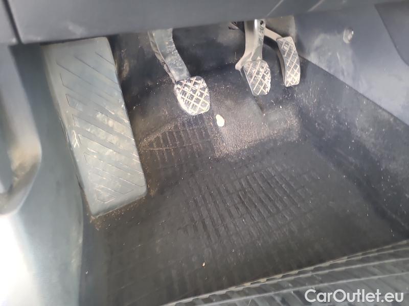  Skoda  Octavia  Combi (NX3)(2020) Oct.Combi 2.0TDI 85 Ambition #9