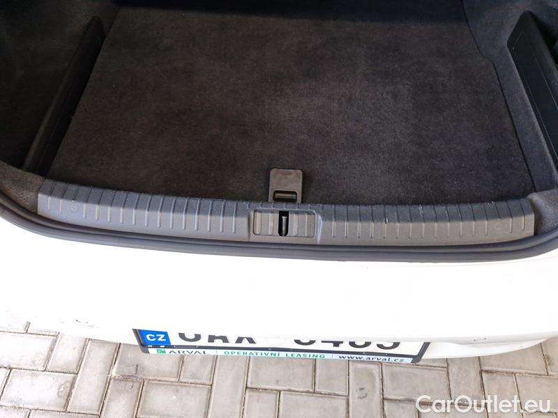  Volkswagen  Passat  Lim (CB2) (2019) Pas.2.0TDI 110 Business 4d #14