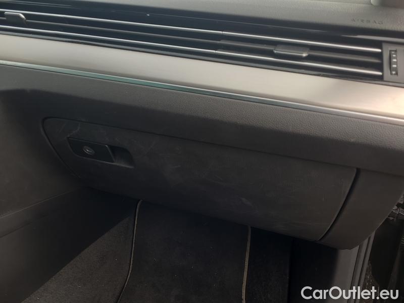  Volkswagen  Passat  Variant (CB5) (2019) Pas.Var.2.0TDI 110 Elegance #30