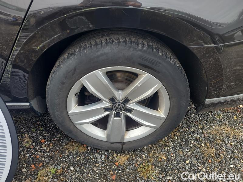  Volkswagen  Passat  Variant (CB5) (2019) Pas.Var.2.0TDI 110 Elegance #12