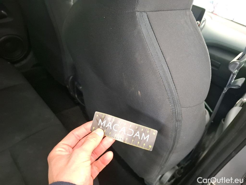  Nissan  Juke NISSAN  / 2019 / 5P / Crossover DIG-T 114 BVM6 Business+ #34