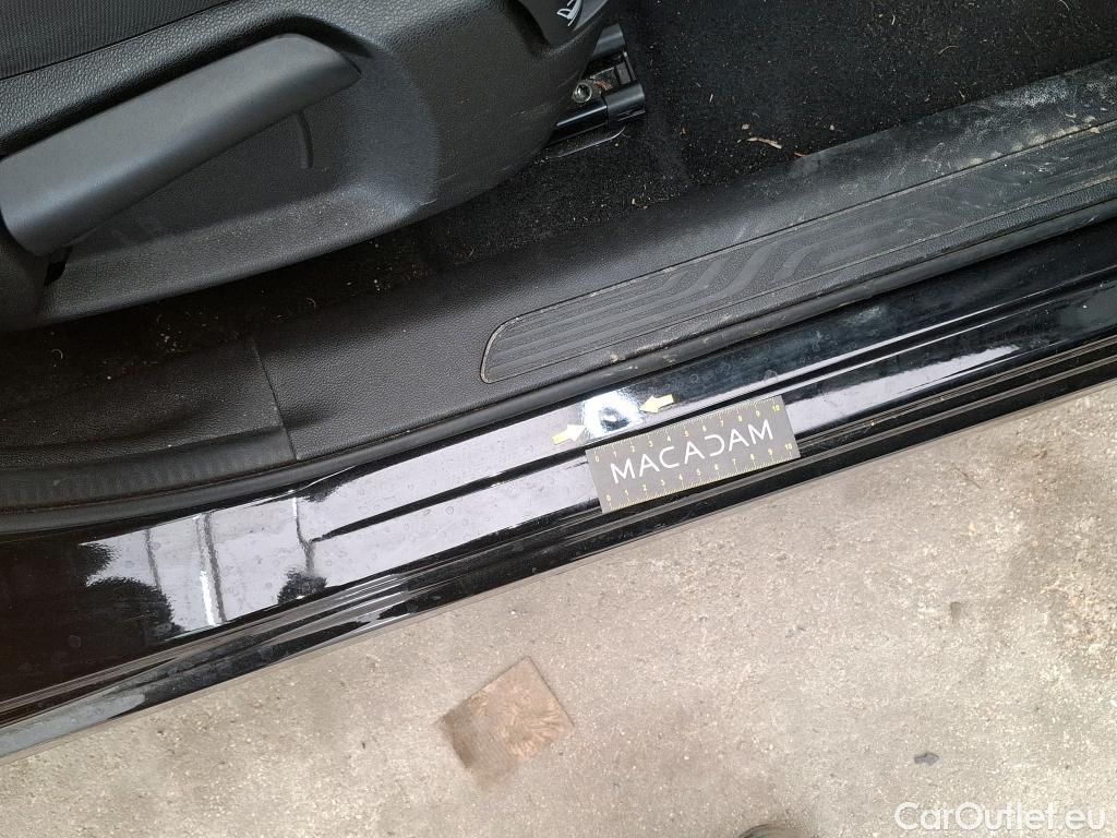  Renault  Kadjar RENAULT  / 2018 / 5P / Crossover Business TCe 140 EDC FAP #50