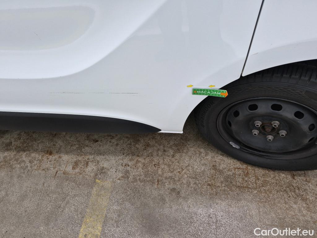  Renault  Trafic  Furgon Grand Confort L1H1 1200 1.6 dCi 125CV BVM6 E6 #50