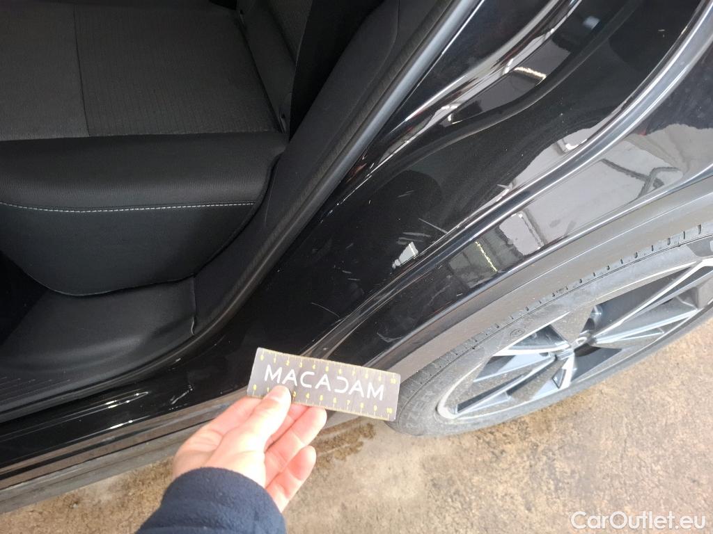  Nissan  Qashqai NISSAN  / 2021 / 5P / Crossover 1.3 MHEV 158ch Xtronic N-Style(SP) #8