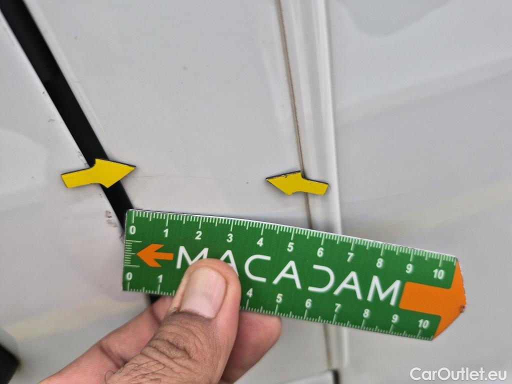  Renault  Trafic  Furgon Grand Confort L1H1 1200 1.6 dCi 125CV BVM6 E6 #72