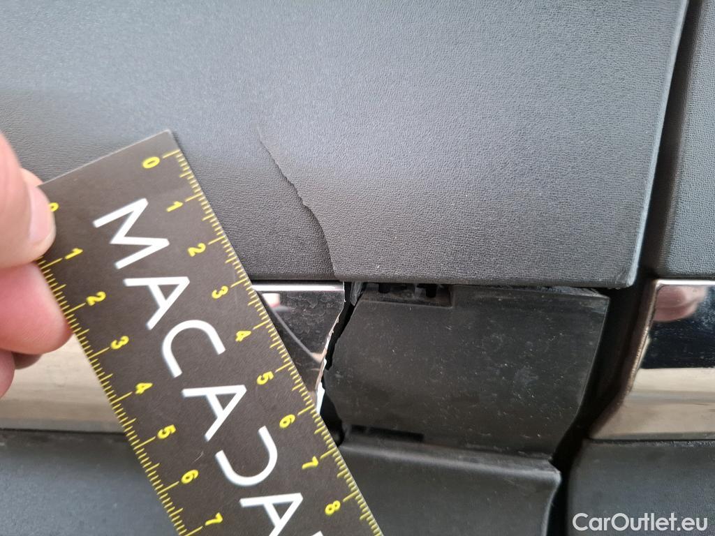  Renault  Kadjar RENAULT  / 2018 / 5P / Crossover Business TCe 140 EDC FAP #38