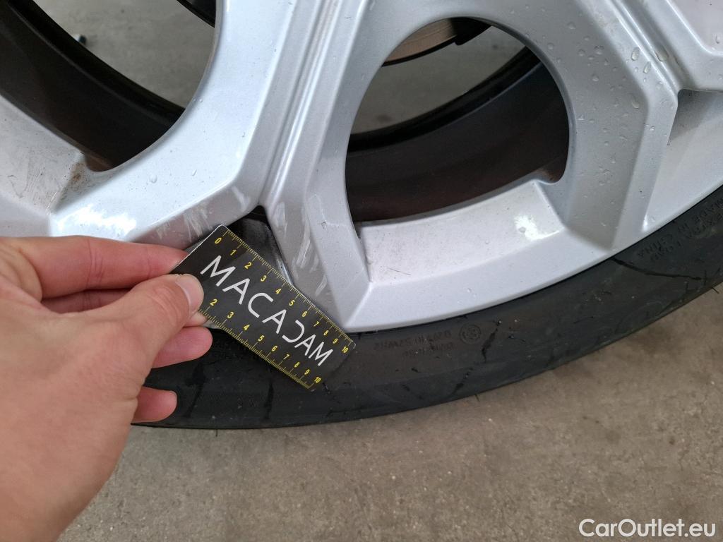  Nissan  Juke NISSAN  / 2019 / 5P / Crossover DIG-T 114 BVM6 Business+ #17