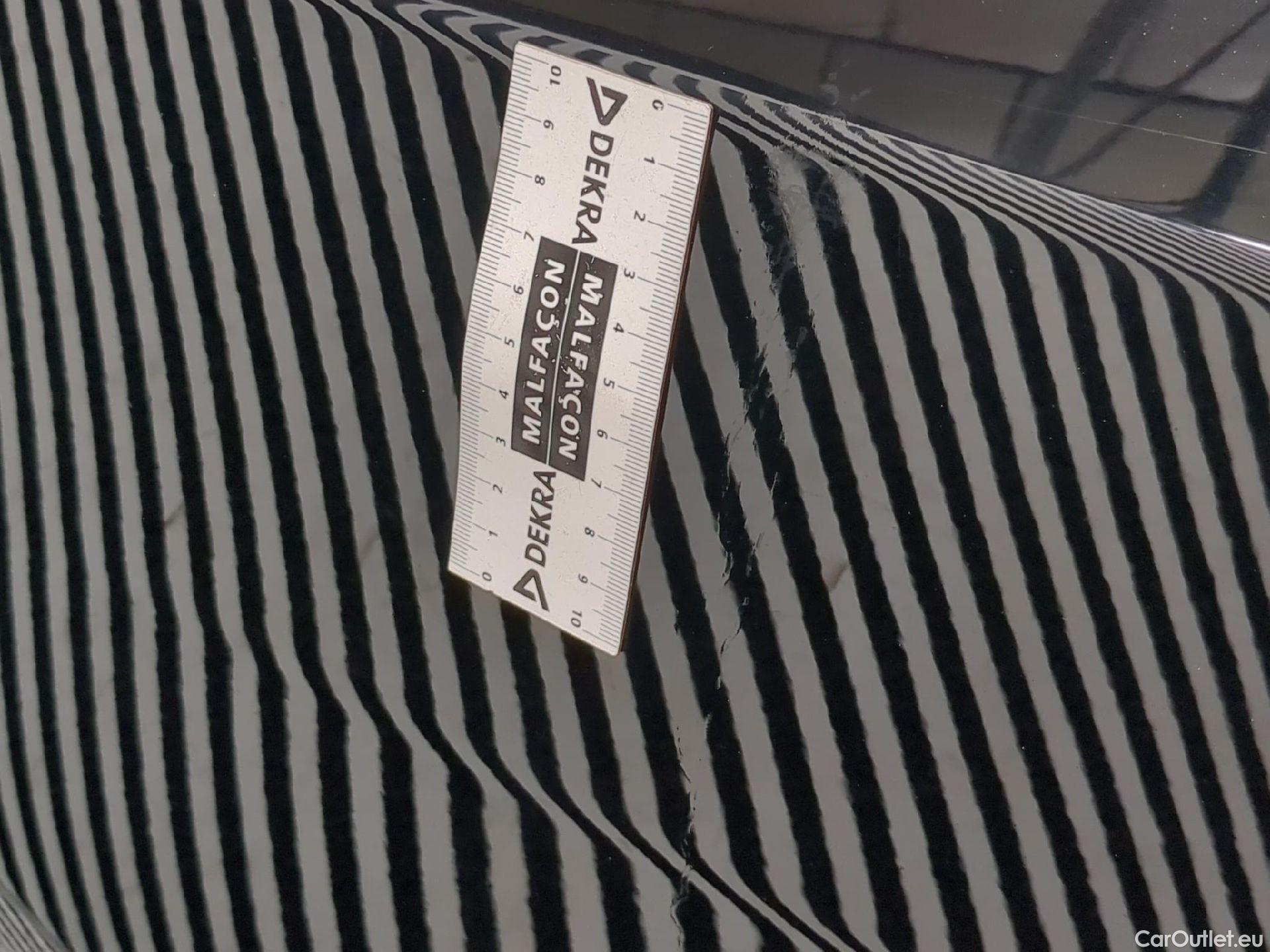  Tesla  Model Y TESLA  / 2021 / 5P / SUV RWD #4