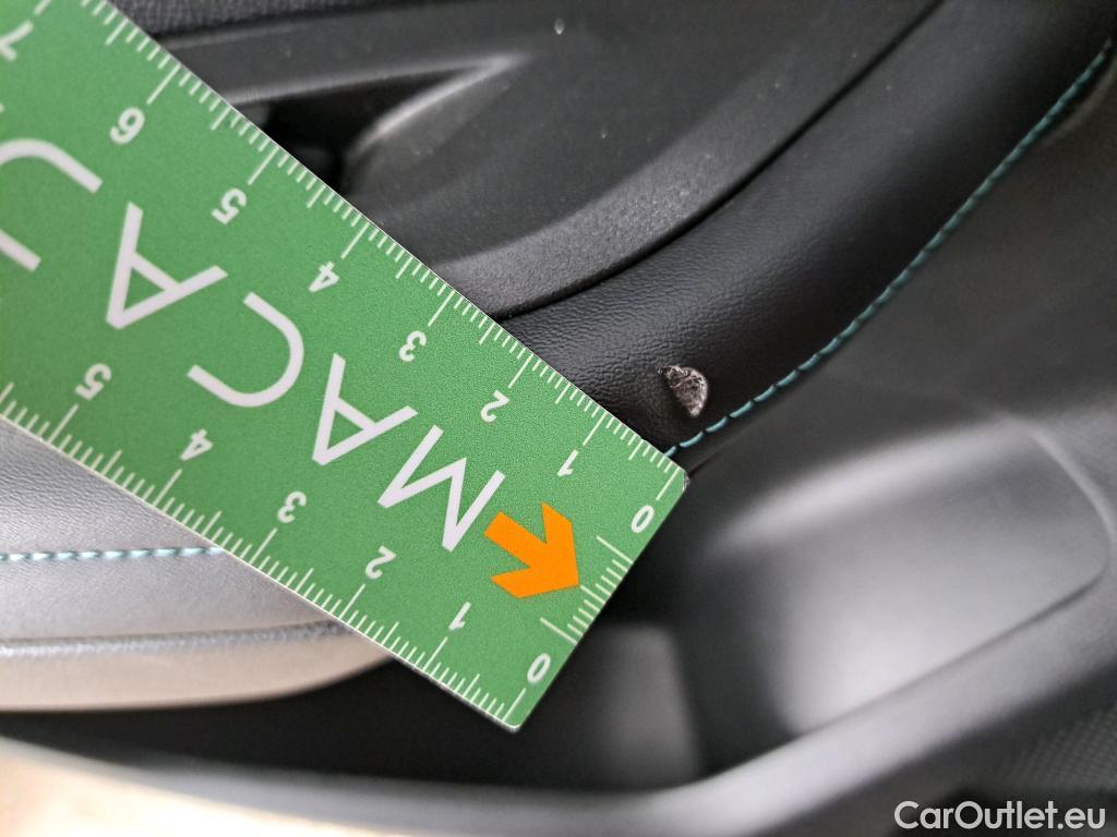  Peugeot  2008  Allure Pack 1.2 PureTech 100CV BVM6 E6d #28