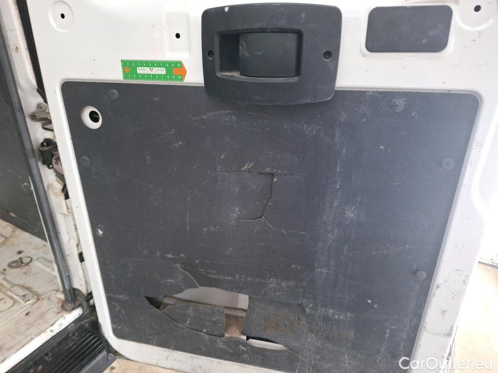  Citroen  Jumper CITROEN  / 2014 / 4P / Fourgon tôlé 4-35 L4H2 BlueHDi 165 S&S BVM6 Club #17