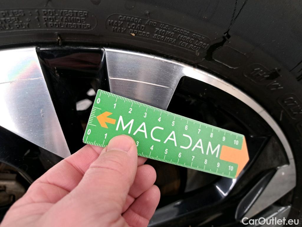  Peugeot  2008  Allure Pack 1.2 PureTech 100CV BVM6 E6d #25