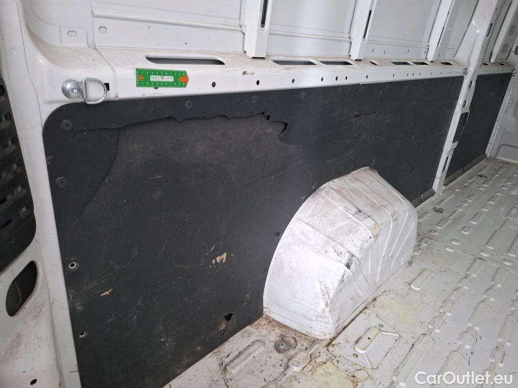  Citroen  Jumper CITROEN  / 2014 / 4P / Fourgon tôlé 4-35 L4H2 BlueHDi 165 S&S BVM6 Club #21