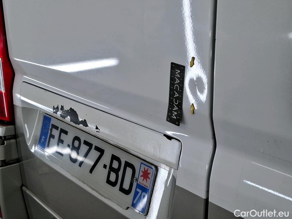  Peugeot  Boxer PEUGEOT  / 2014 / 4P / Fourgon tôlé BLUEHDI 110 PREMIUM 335 L2H2 #35