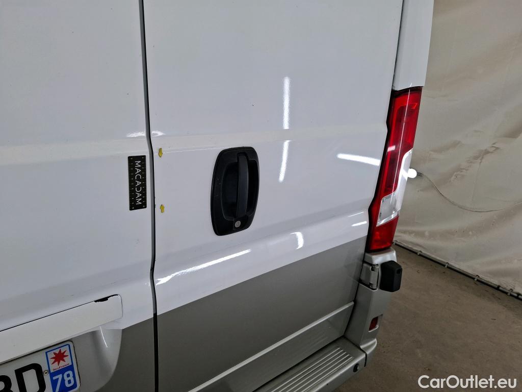  Peugeot  Boxer PEUGEOT  / 2014 / 4P / Fourgon tôlé BLUEHDI 110 PREMIUM 335 L2H2 #19