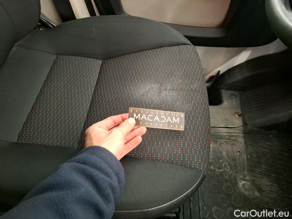  Peugeot  Boxer PEUGEOT  / 2014 / 4P / Fourgon tôlé BLUEHDI 110 PREMIUM 335 L2H2 #38