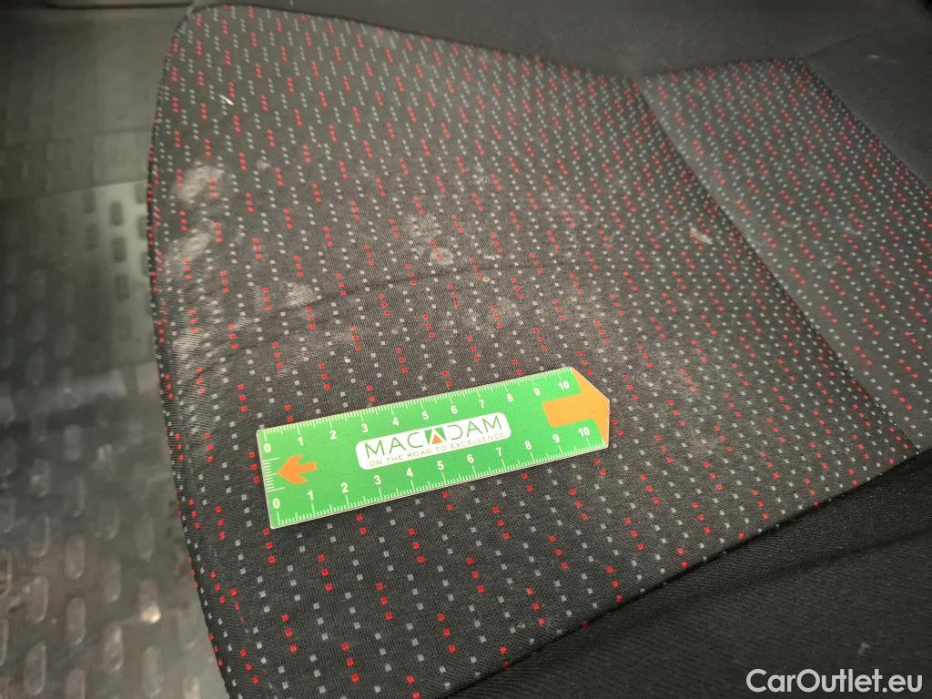  Citroen  Jumper CITROEN  / 2014 / 4P / Fourgon tôlé 4-35 L4H2 BlueHDi 165 S&S BVM6 Club #31