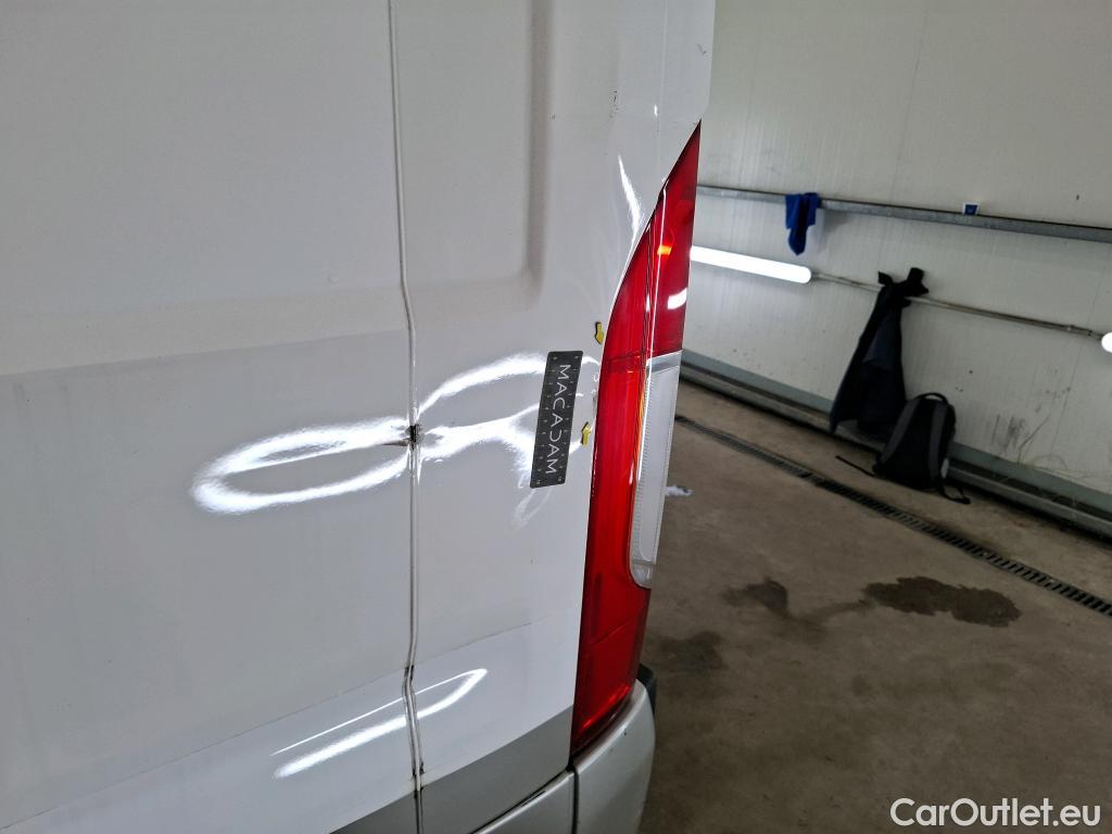  Peugeot  Boxer PEUGEOT  / 2014 / 4P / Fourgon tôlé BLUEHDI 110 PREMIUM 335 L2H2 #17