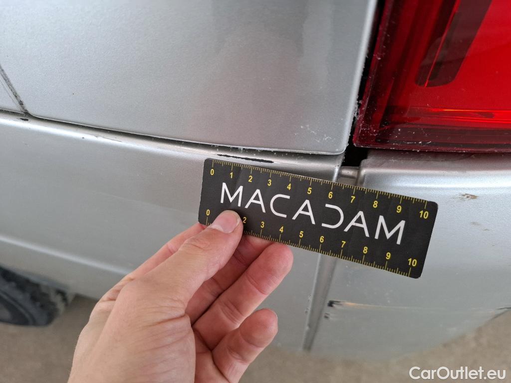  Peugeot  Boxer PEUGEOT  / 2014 / 4P / Fourgon tôlé BLUEHDI 110 PREMIUM 335 L2H2 #68