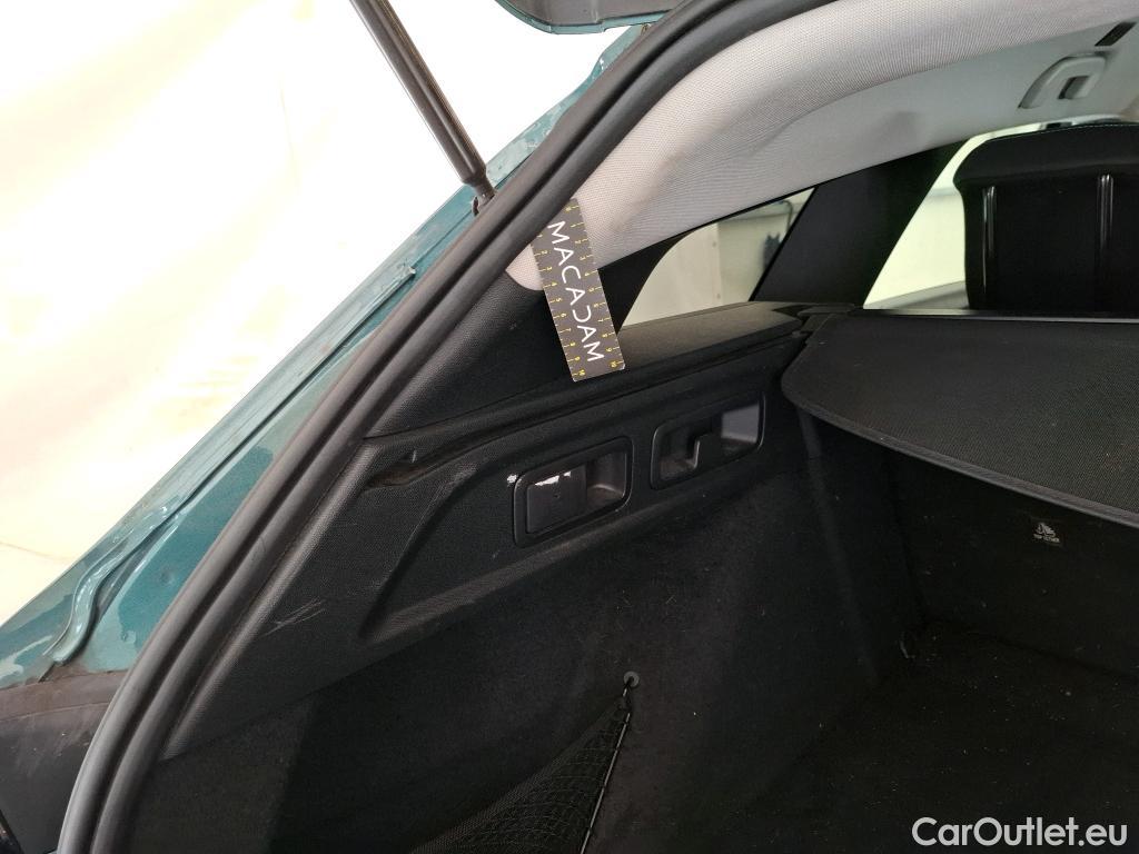  Peugeot  308 PEUGEOT  SW / 2021 / 5P / Break PureTech 130 S&S ACTIVE PACK #25