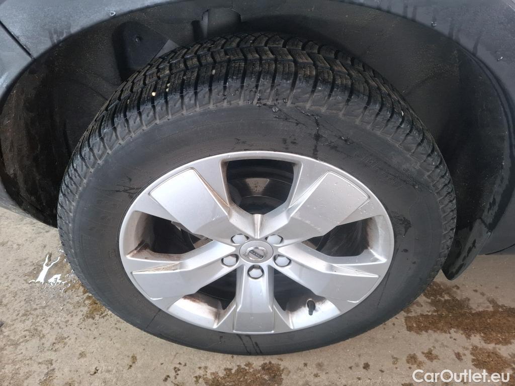  Volvo  XC 40 XC40 Momentum 2WD 2.0 D3 150CV BVA8 E6dT #52