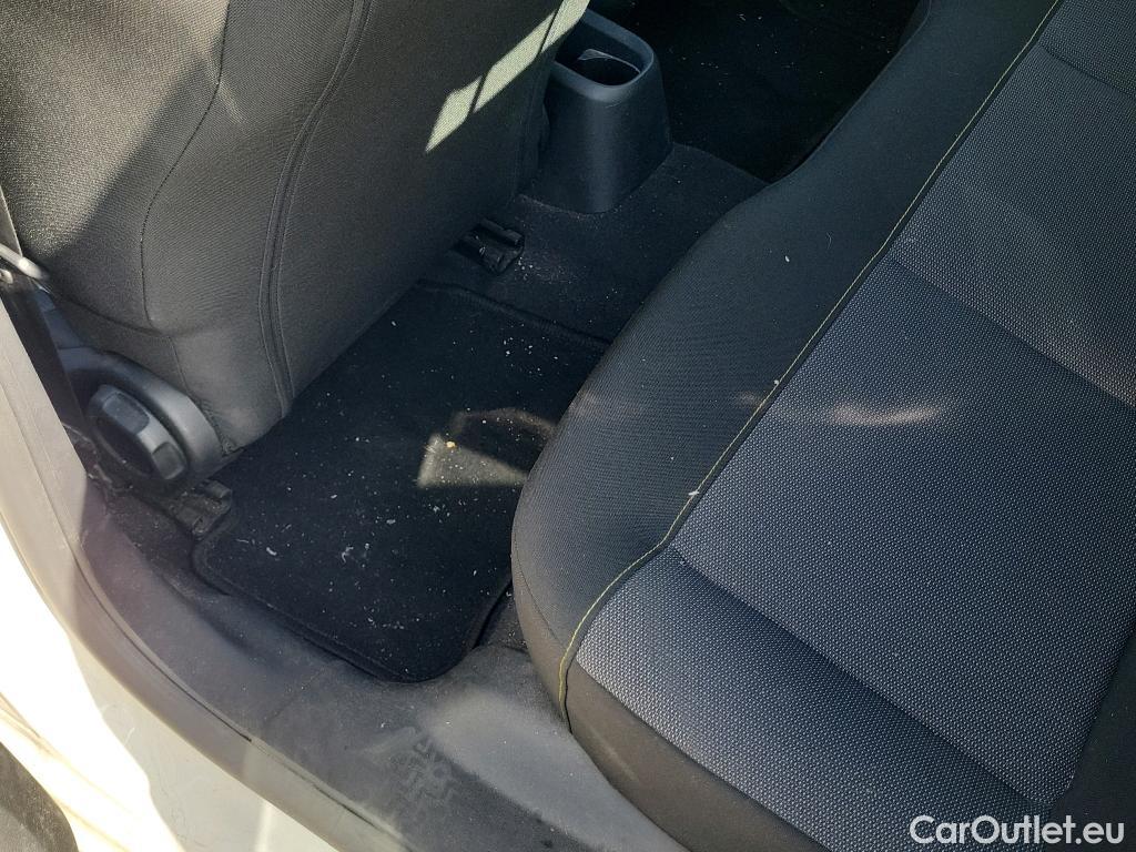  Citroen  C3 CITROEN  / 2020 / 5P / berlina con portón BlueHDi 75KW (100CV) S&S Live Pack #28