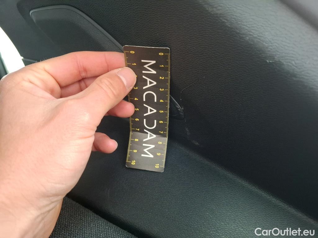  Volvo  XC 40 XC40 Momentum 2WD 2.0 D3 150CV BVA8 E6dT #34