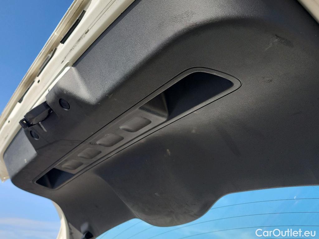  Citroen  C3 CITROEN  / 2020 / 5P / berlina con portón BlueHDi 75KW (100CV) S&S Live Pack #9