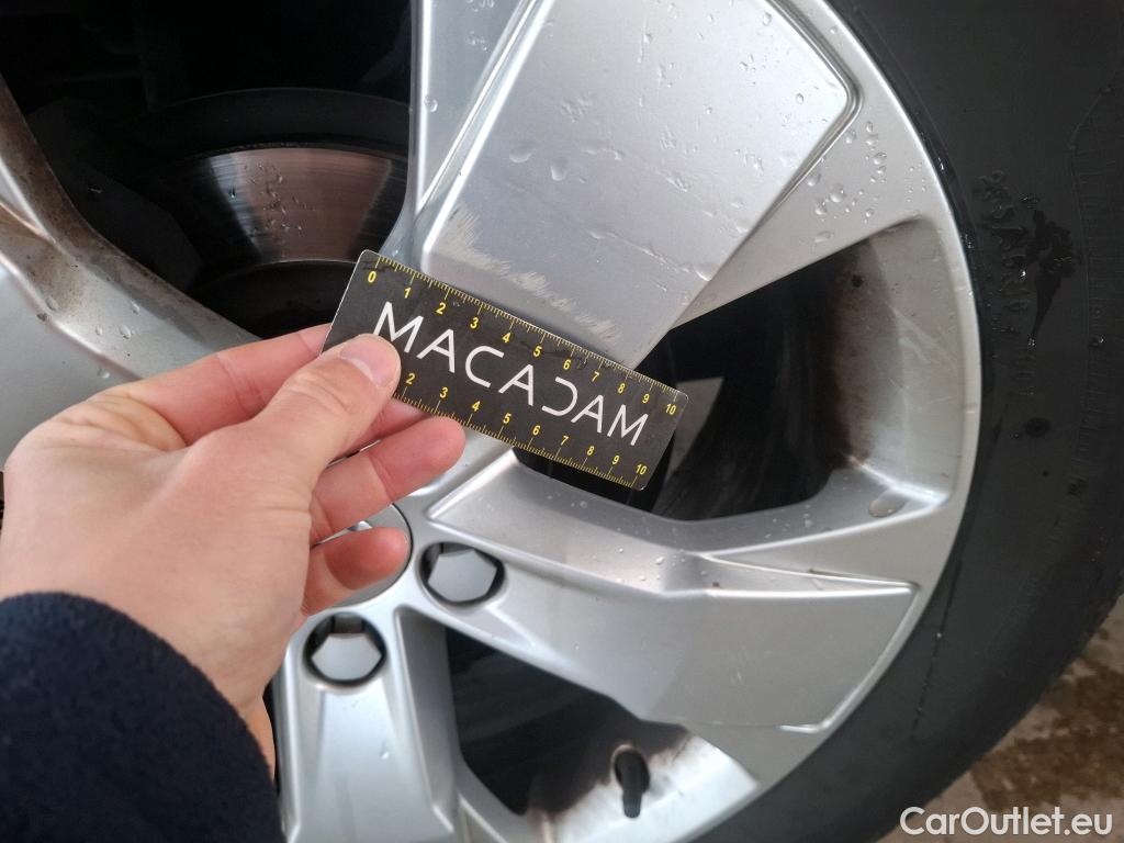  Volvo  XC 40 XC40 Momentum 2WD 2.0 D3 150CV BVA8 E6dT #54