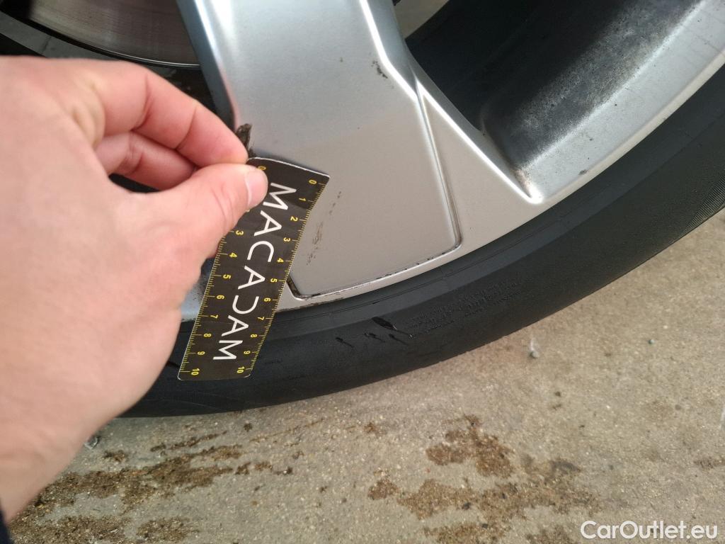  Volvo  XC 40 XC40 Momentum 2WD 2.0 D3 150CV BVA8 E6dT #31