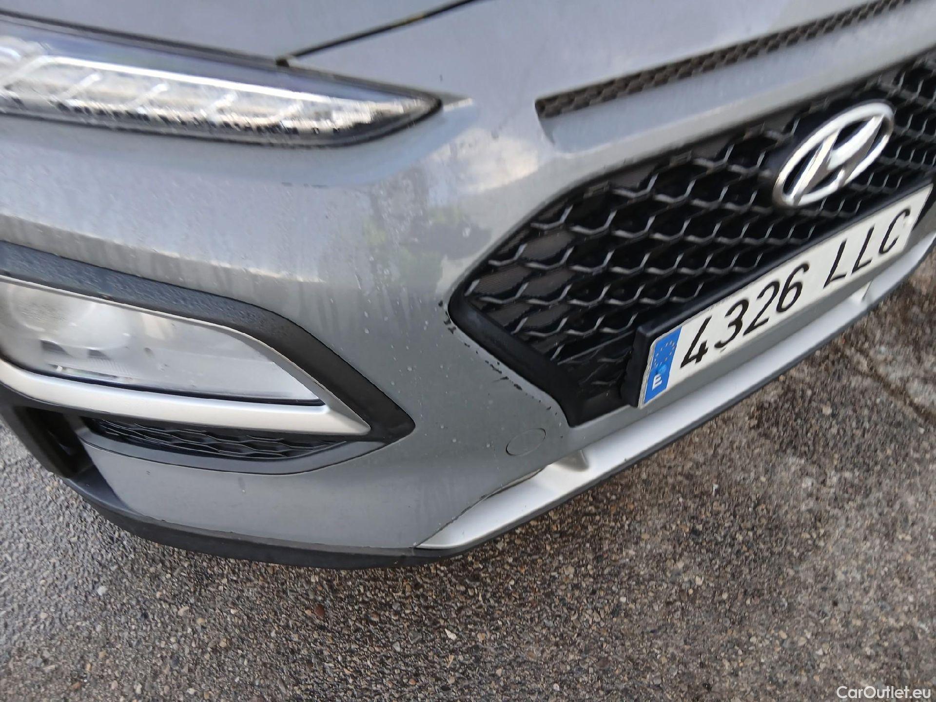  Hyundai  Konna HYUNDAI Kona / 2017 / 5P / todoterreno 1.6 GDI HEV Klass DCT #6