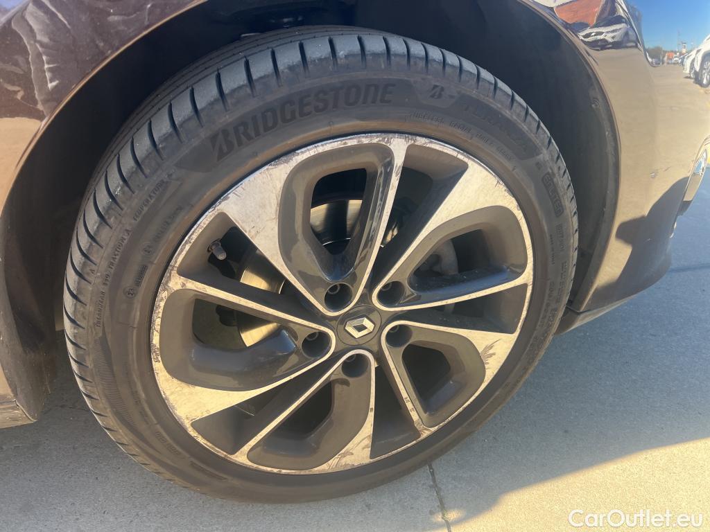  Renault  Megane RENAULT MÉGANE 5p 3G familiar Sp. Tou. Bose Energy dCi 130 S&S Euro 6 #9