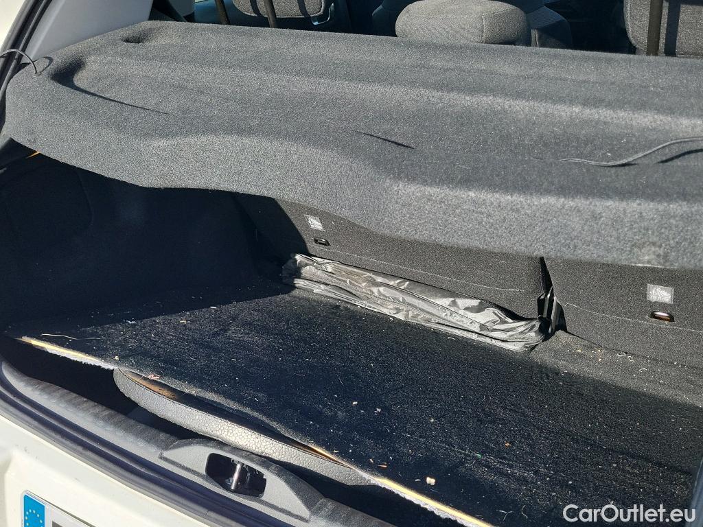  Citroen  C3 CITROEN  / 2020 / 5P / berlina con portón BlueHDi 75KW (100CV) S&S Live Pack #25