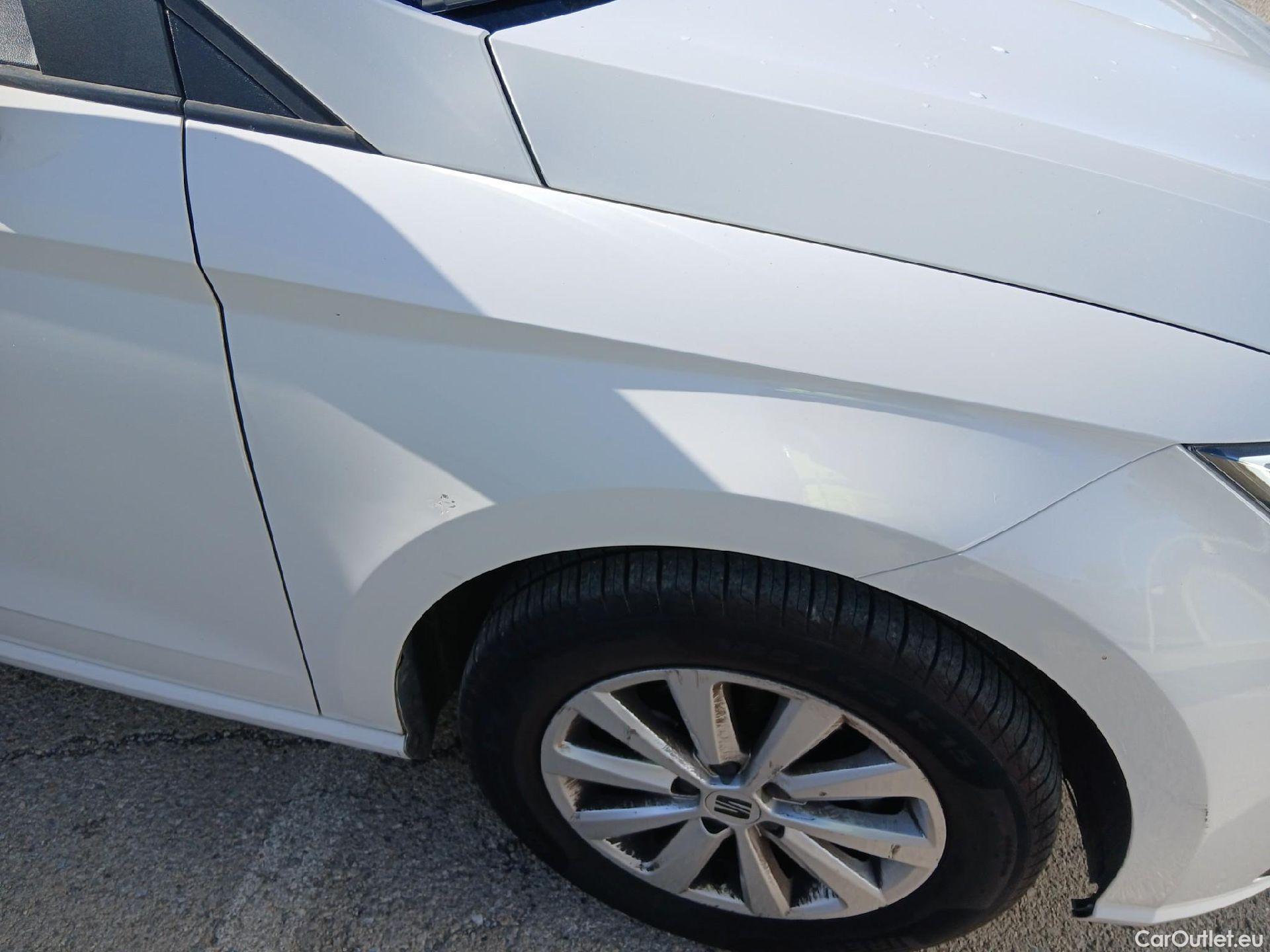  Seat  Ibiza SEAT  / 2017 / 5P / berlina con portón 1.0 TGI 66kW (90CV) Style Go2 #17