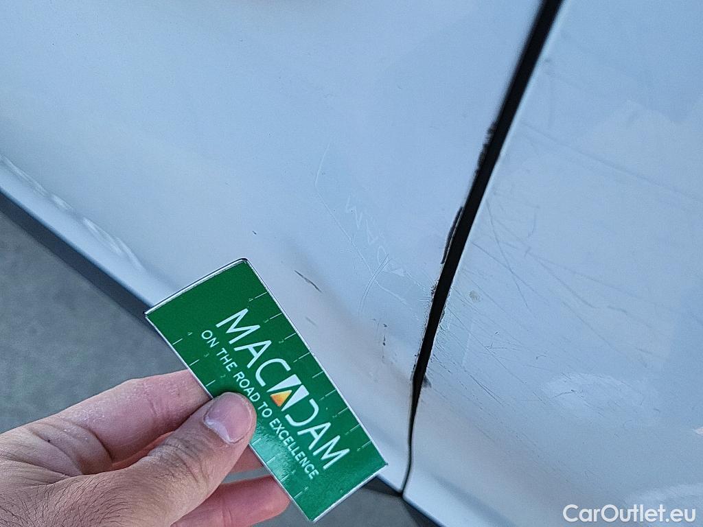  Peugeot  2008 PEUGEOT  / 2019 / 5P / todoterreno Active Pack Puretech 100 S&S BVM6 #8