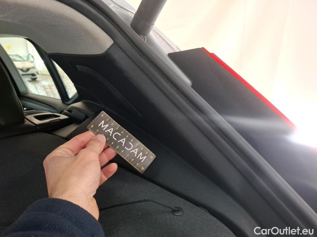  Volvo  XC 40 XC40 Momentum 2WD 2.0 D3 150CV BVA8 E6dT #33