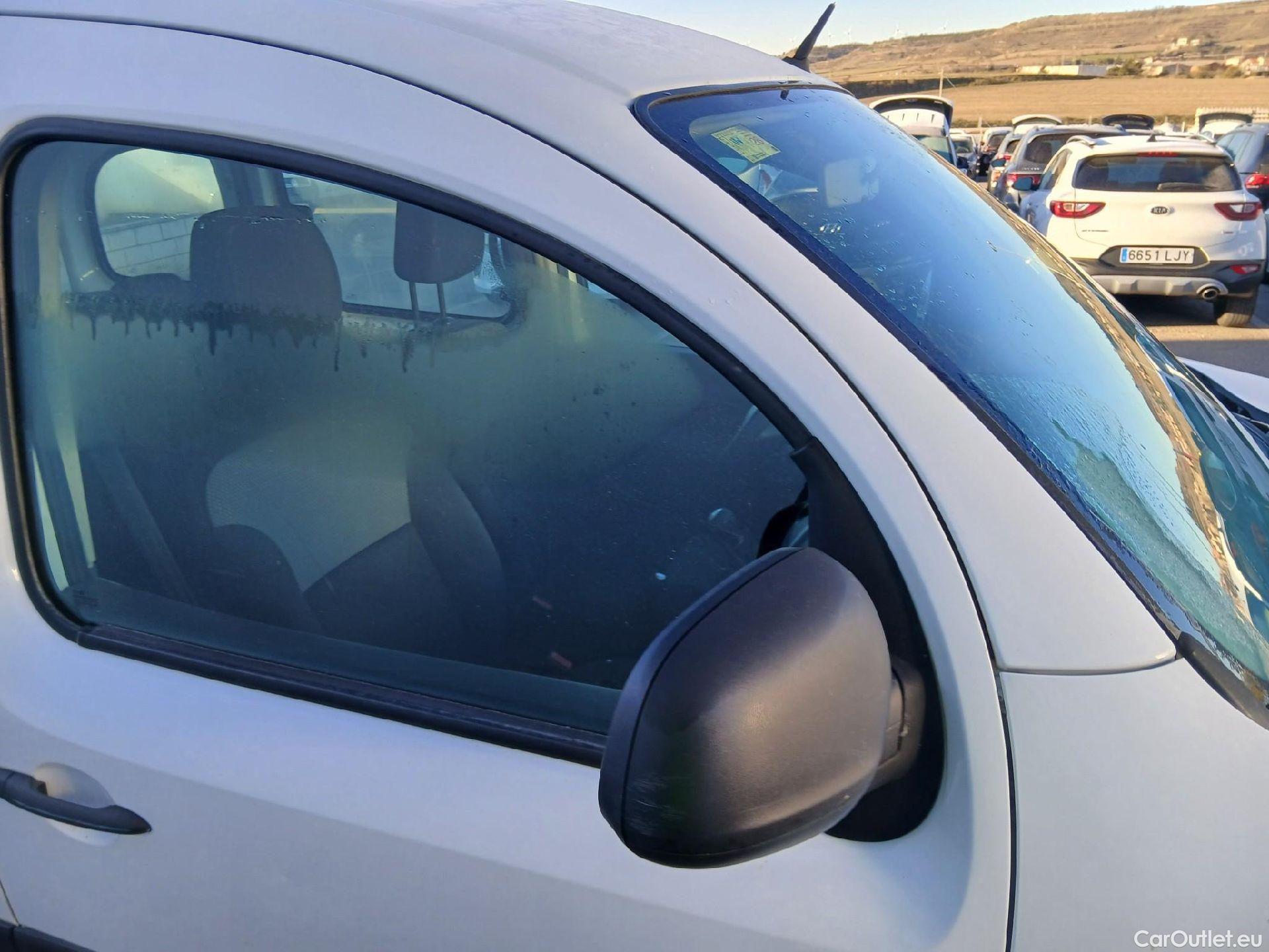  Renault  Kangoo RENAULT  Combi / 2013 / 4P / combi Profesional M1-AF Blue dCi 70 kW (95CV) (CX) #19