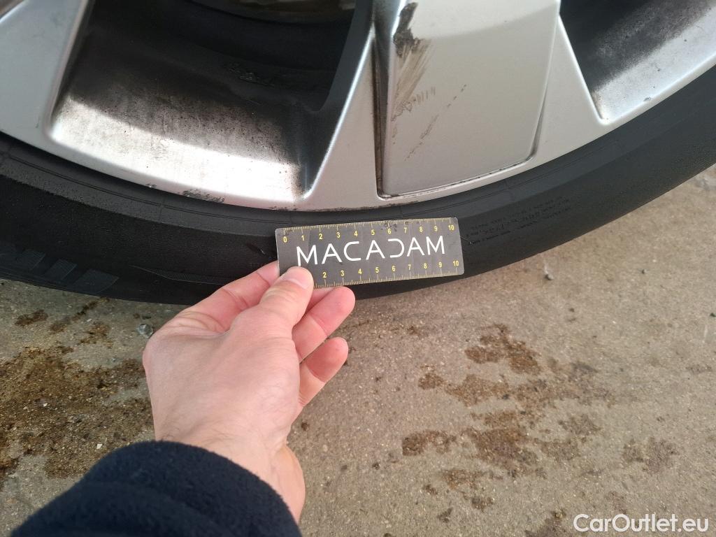  Volvo  XC 40 XC40 Momentum 2WD 2.0 D3 150CV BVA8 E6dT #32