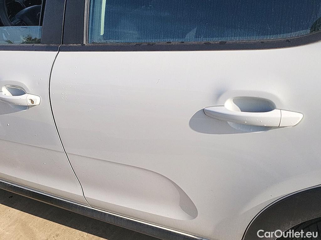  Citroen  C3 CITROEN  / 2020 / 5P / berlina con portón BlueHDi 75KW (100CV) S&S Live Pack #32