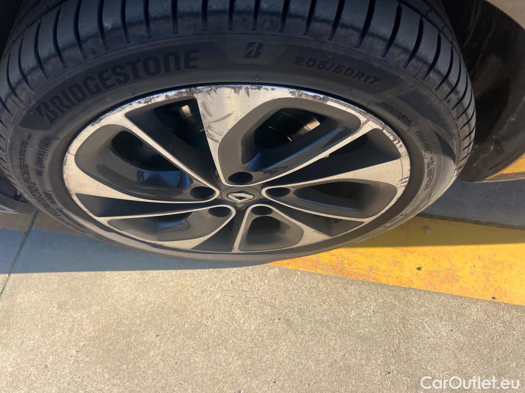  Renault  Megane RENAULT MÉGANE 5p 3G familiar Sp. Tou. Bose Energy dCi 130 S&S Euro 6 #7