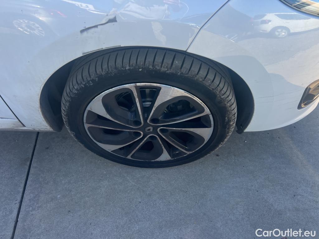  Renault  Megane RENAULT MÉGANE 5p 3G familiar Sp. Tou. Bose Energy dCi 130 S&S Euro 6 #16