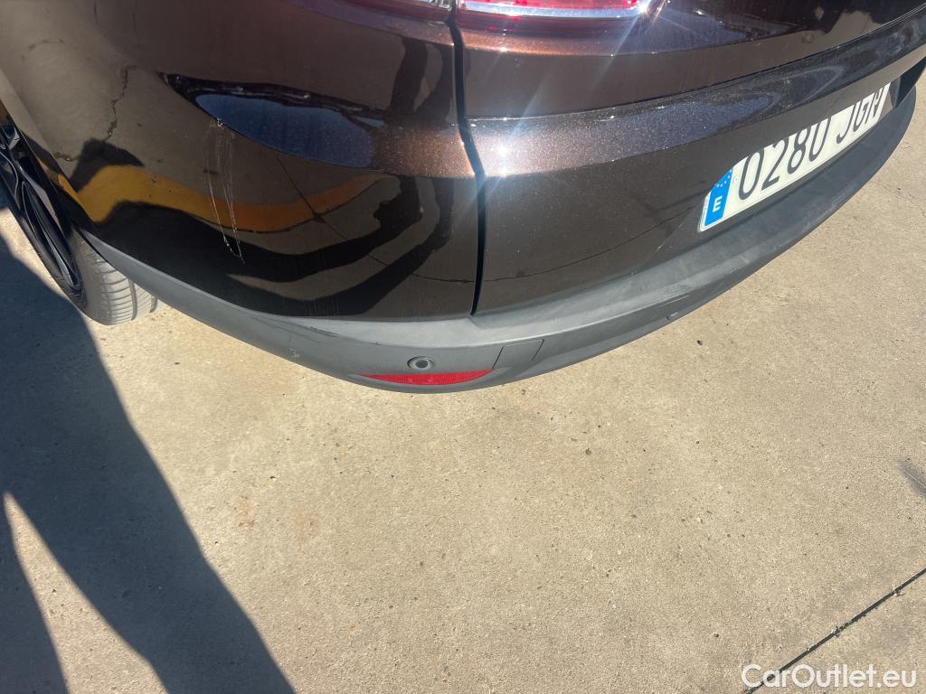  Renault  Megane RENAULT MÉGANE 5p 3G familiar Sp. Tou. Bose Energy dCi 130 S&S Euro 6 #32